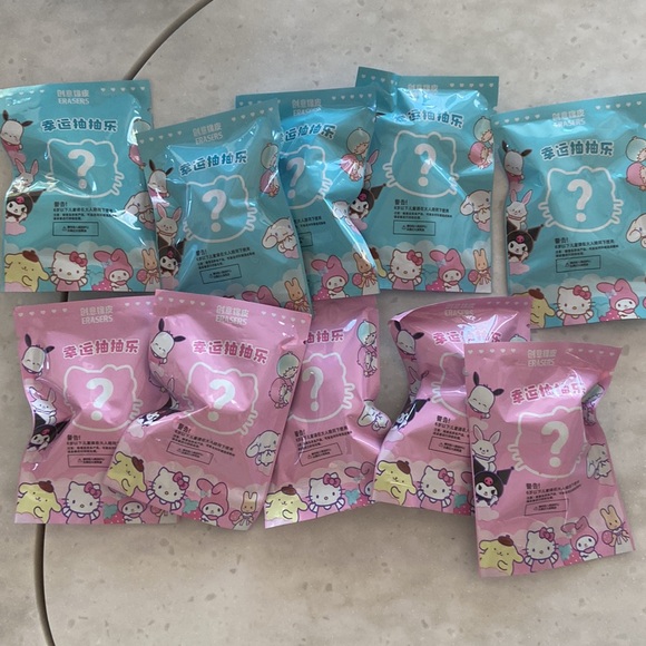 Hello Kitty LOT 12 items - Picture 5 of 11